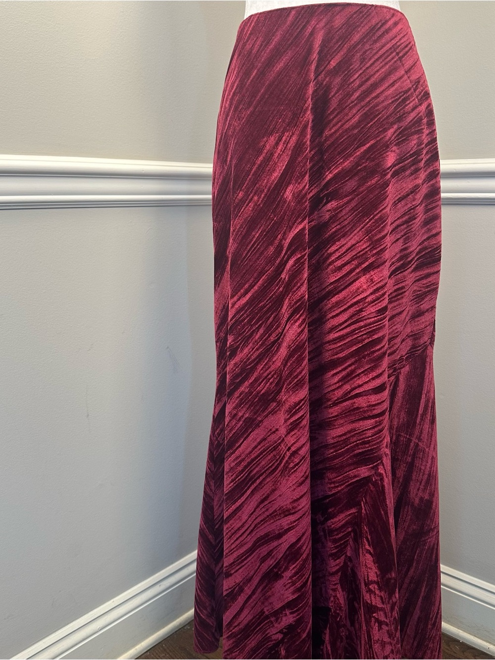 Free People Brush-Print Maxi Skirt in Burgundy M